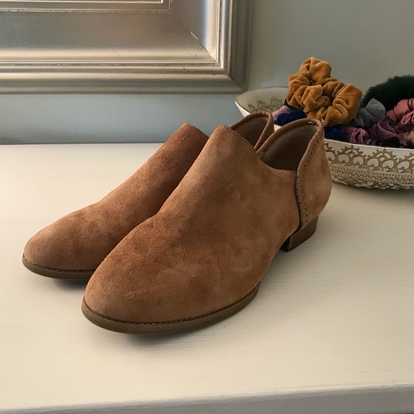 Jack Roger Suede Booties / Size 7.5 - Picture 3 of 8